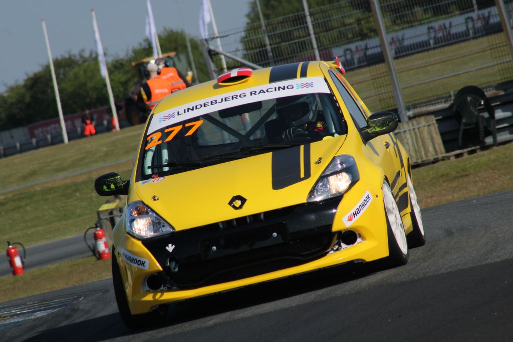Arne Hansen holder fast i føringen i både Oldboysmesterskabet, samt det generelle Hankook SuperCup mesterskab
(Foto: JJ Media)